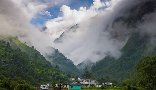 Govindghat base camp for Valley of Flowers and Hemkund Sahib trek