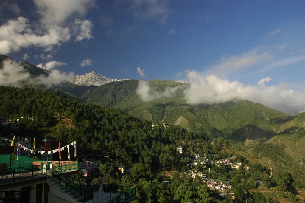 McLeodganj – Bir – Kasol – Manali Tour